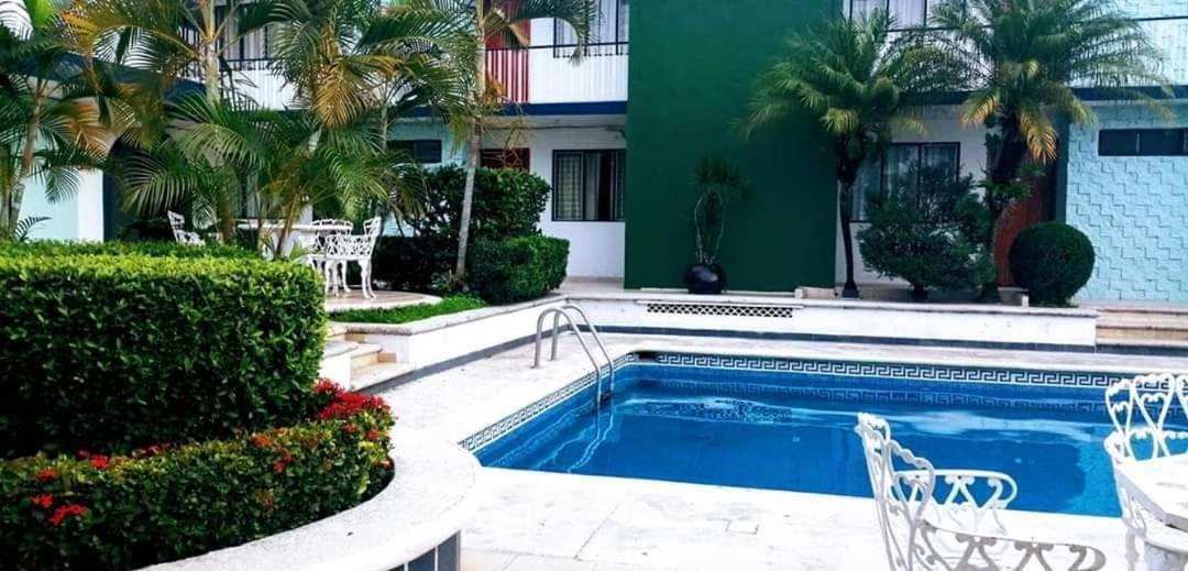 Hotel Del Lago Catemaco Exteriör bild